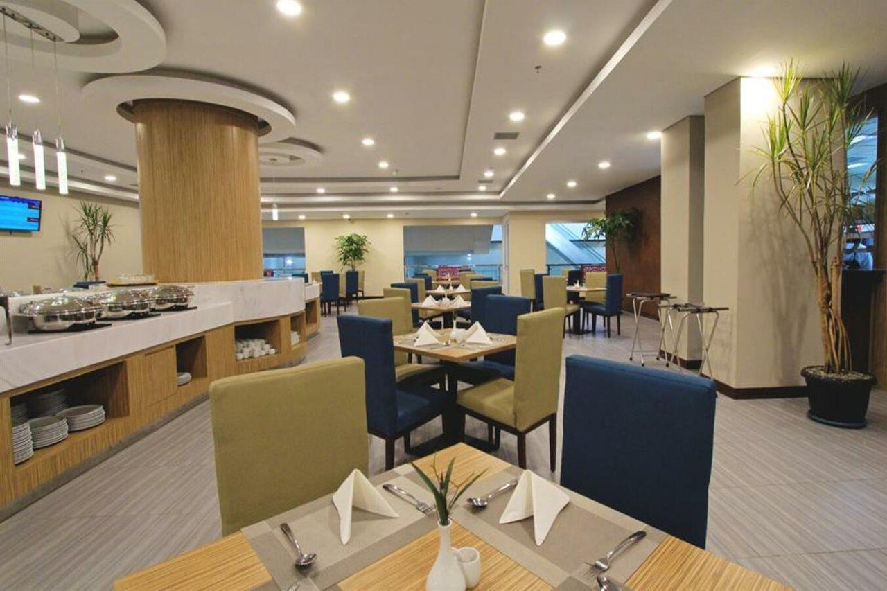 Anara Sky Kualanamu Hotel Medan Zewnętrze zdjęcie